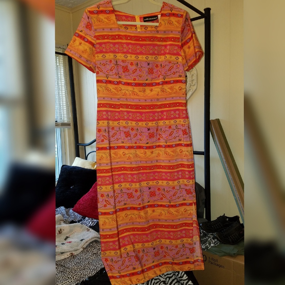 Dress - Picture 2 of 2